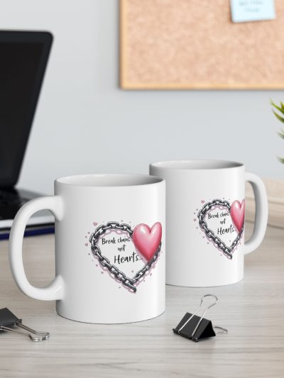 Heart Chain Ceramic Mug - Perfect Gift for Coffee Lovers, Valentine’s Day, Home Decor, Friendship, Inspirational Quotes